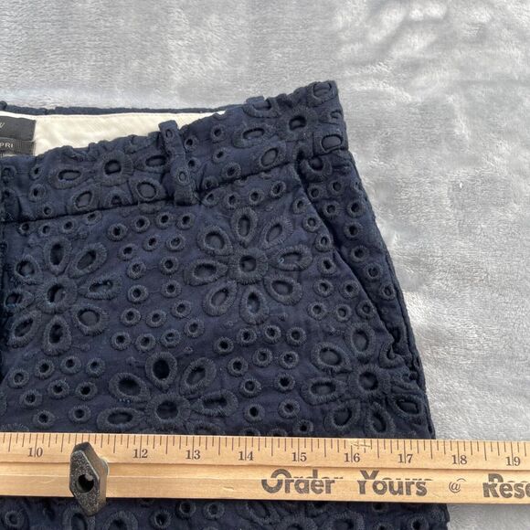 J Crew Pants 0 Navy Blue Pinwheel Eyelet Embroidery Cafe Capri 65899 - Picture 11 of 16
